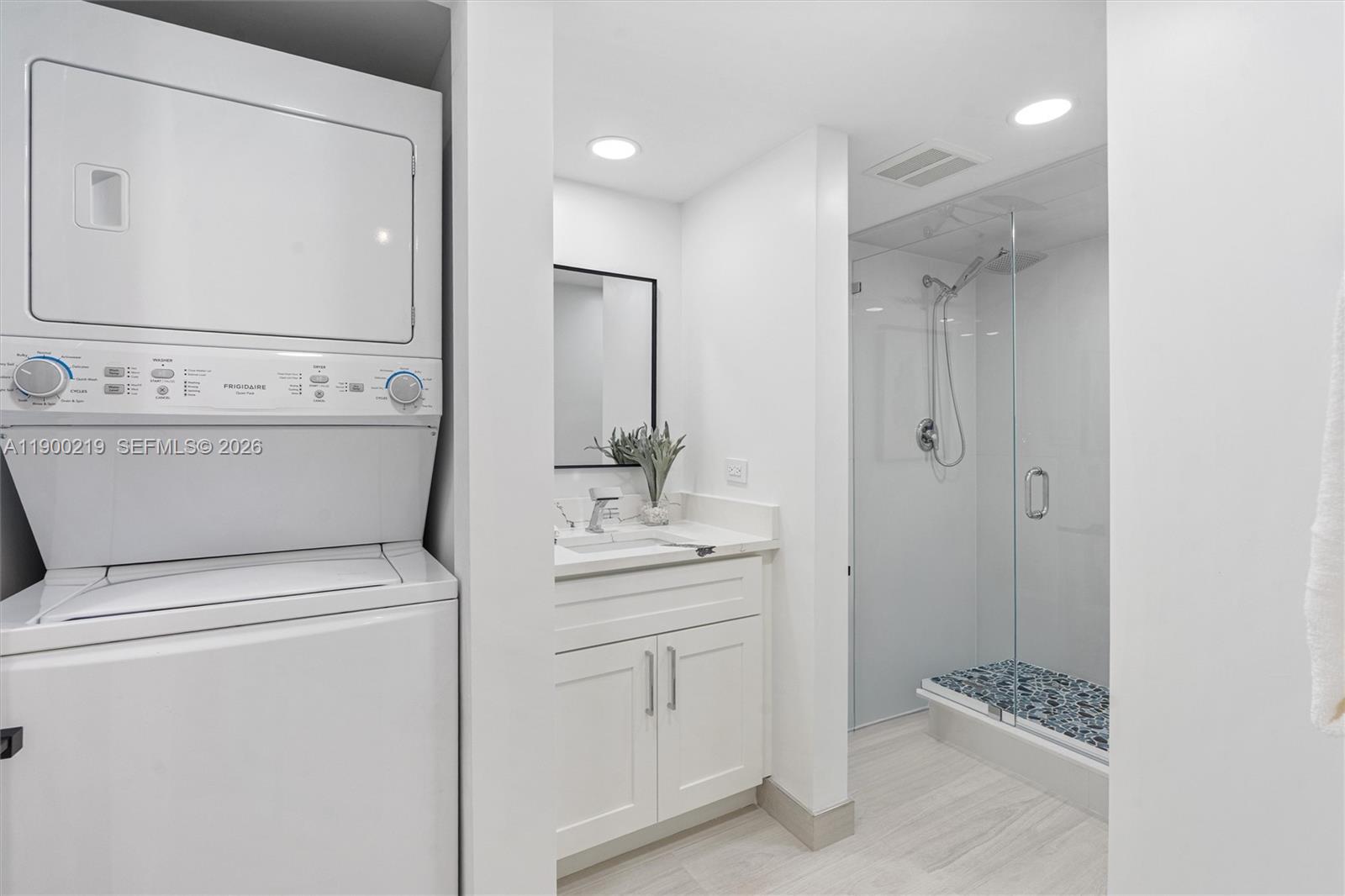 TOWNHOUSES AT HARBOR BEACH - Residential