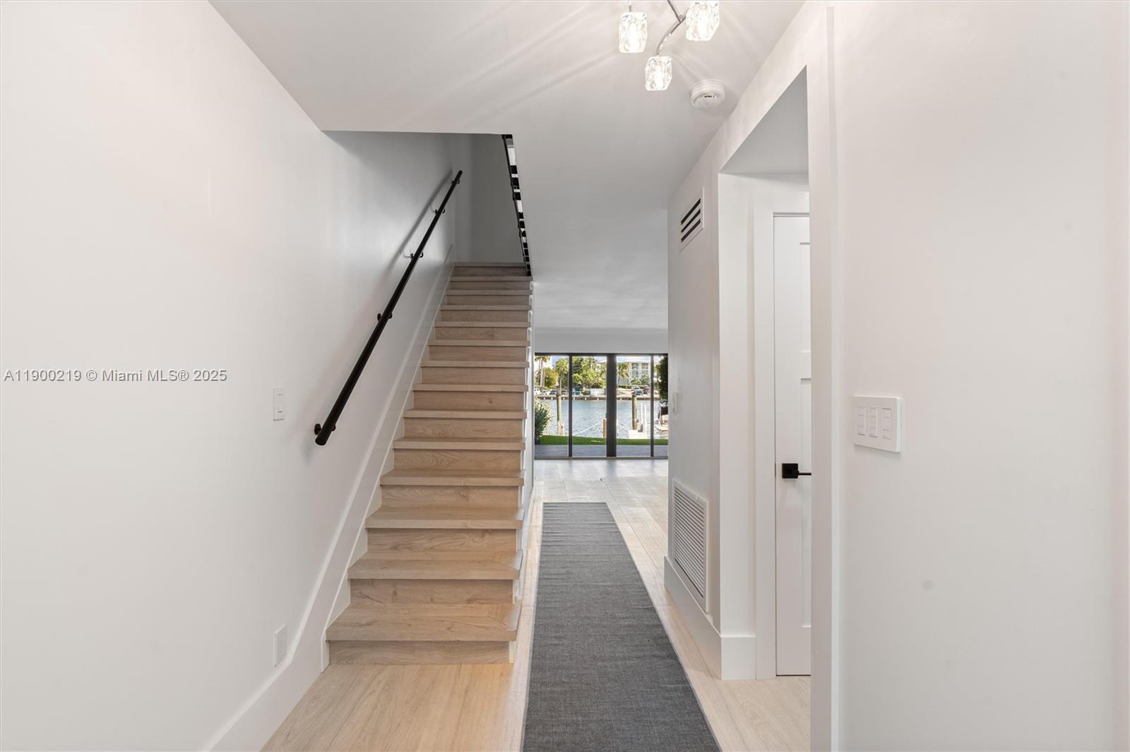 TOWNHOUSES AT HARBOR BEACH - Residential