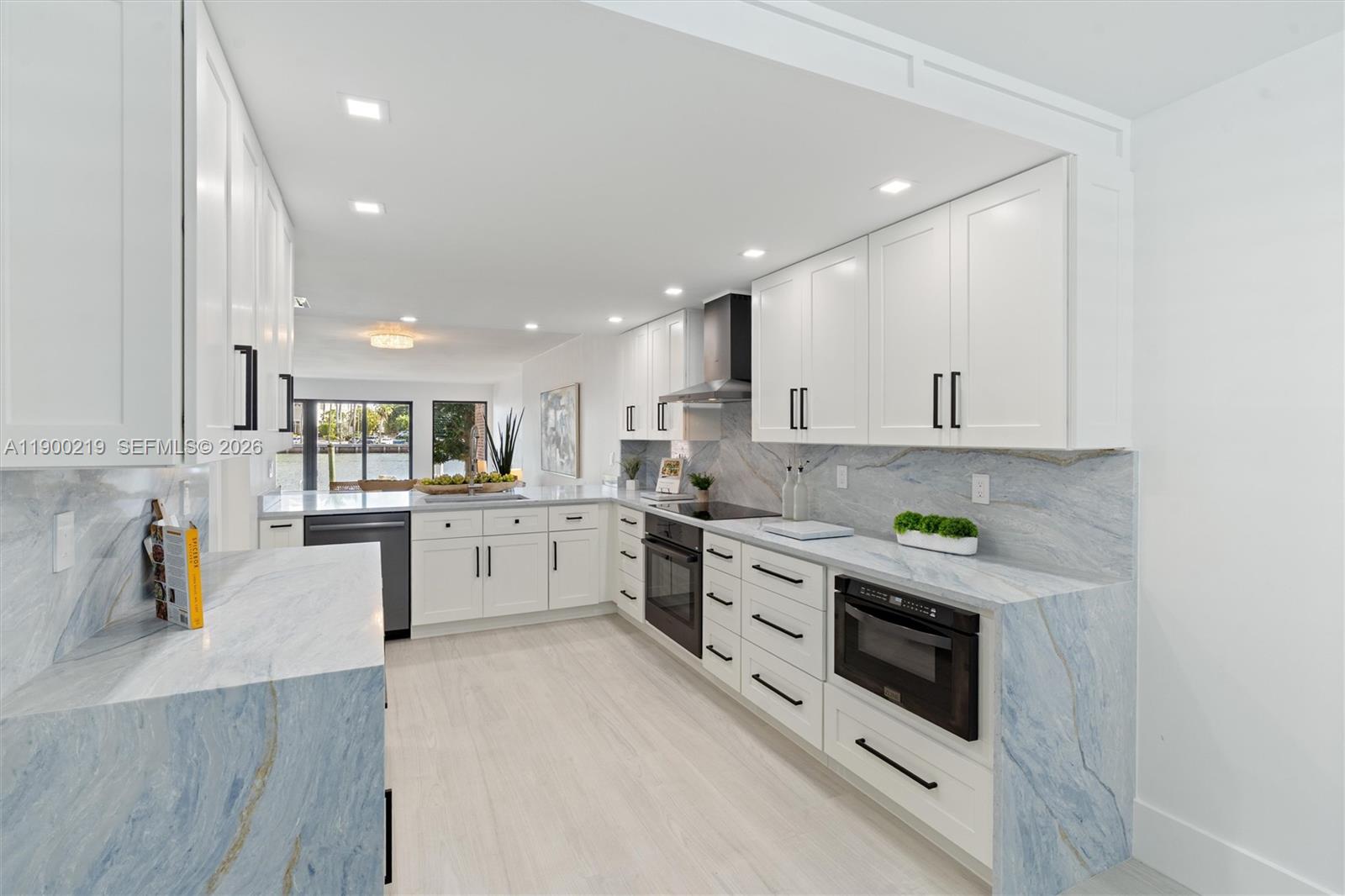 TOWNHOUSES AT HARBOR BEACH - Residential