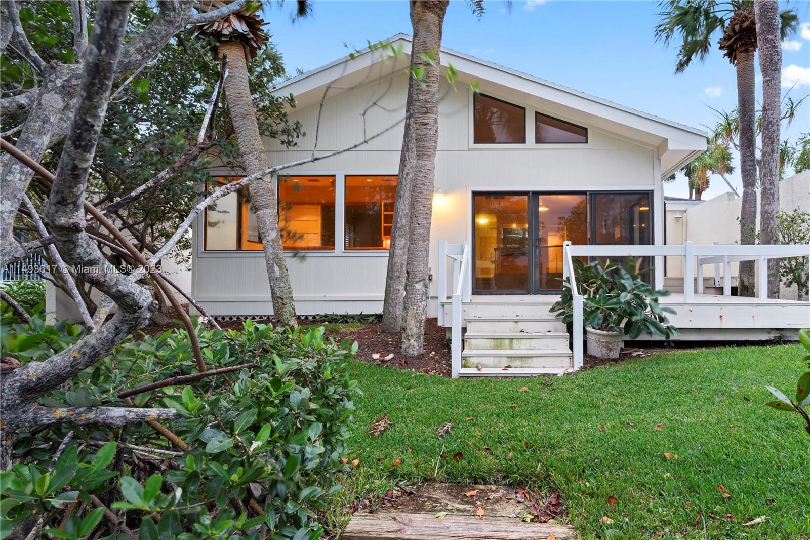 BAYTOWNE OF JONATHANS LAN - Residential