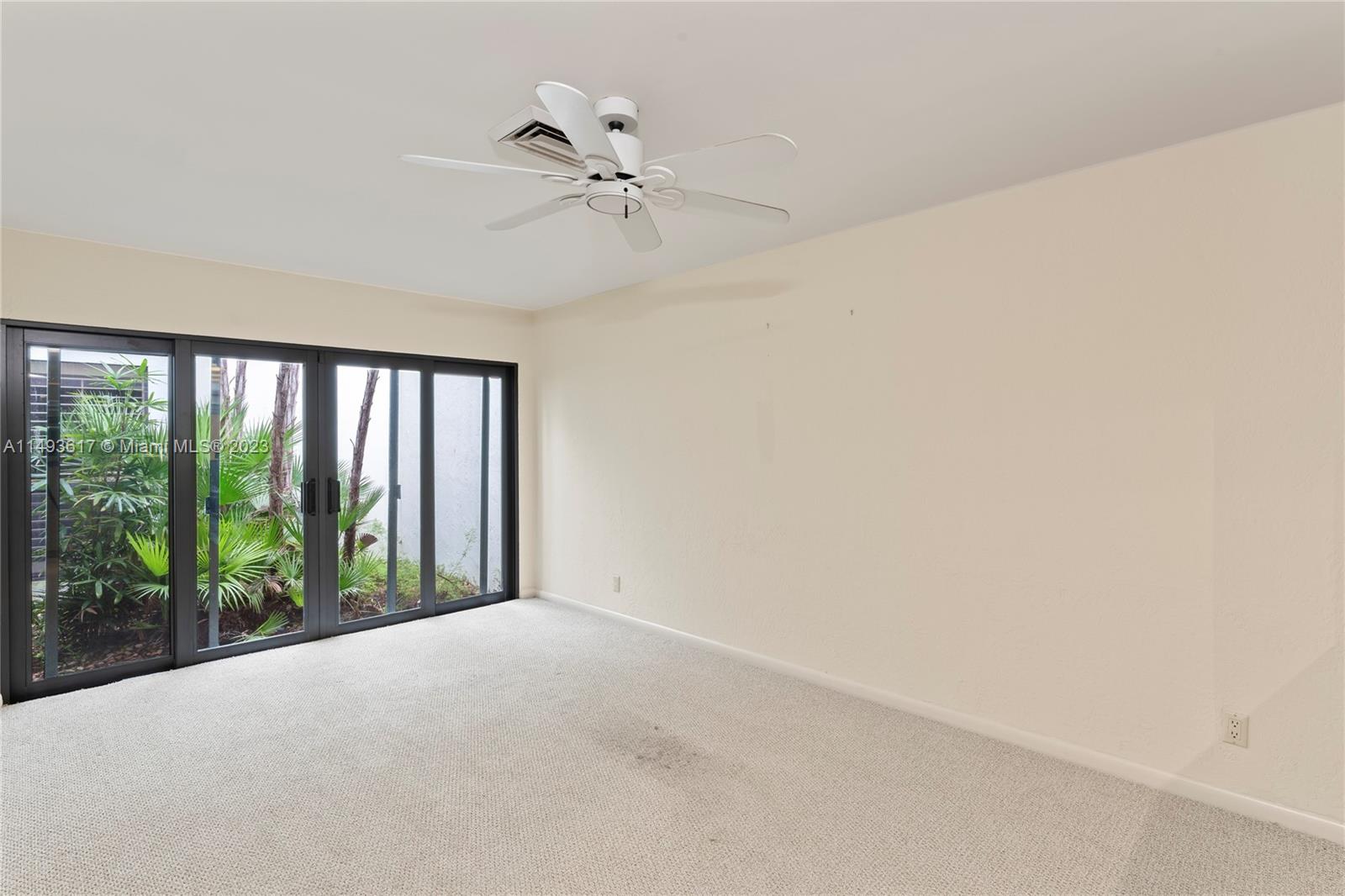 BAYTOWNE OF JONATHANS LAN - Residential