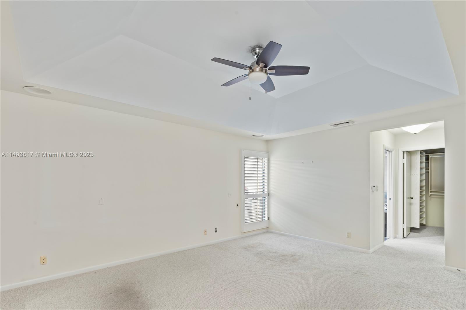 BAYTOWNE OF JONATHANS LAN - Residential