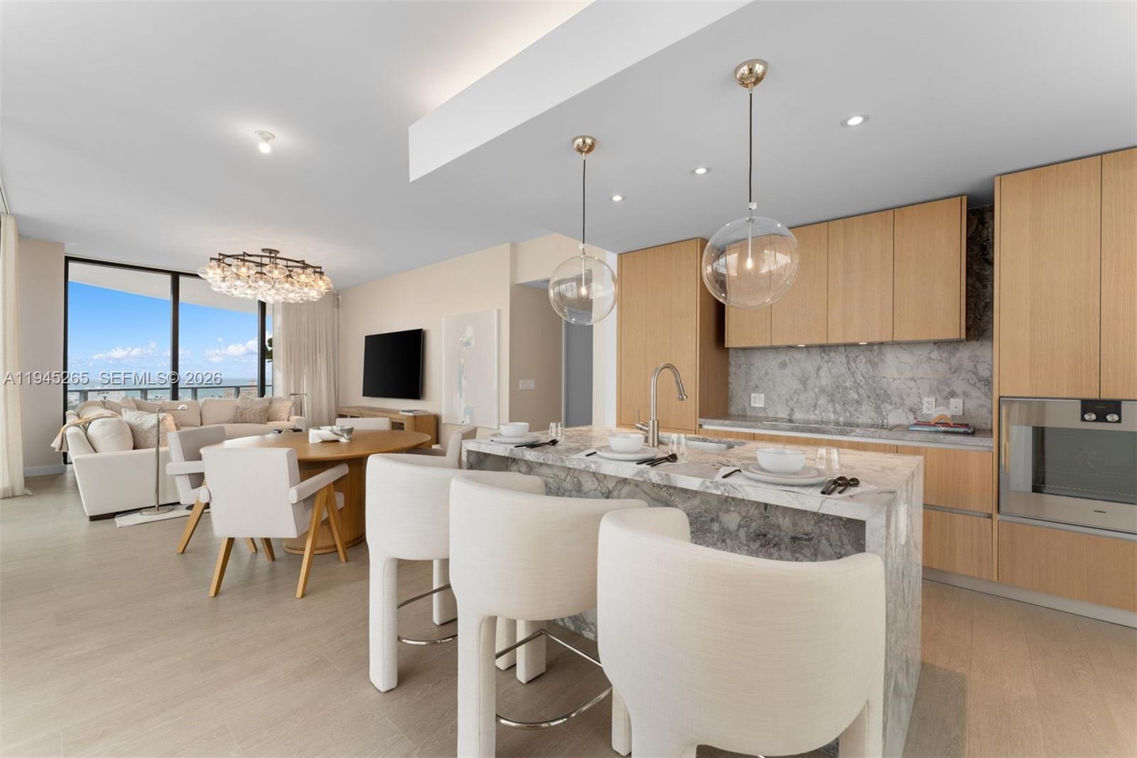 FIVE PARK - Residential