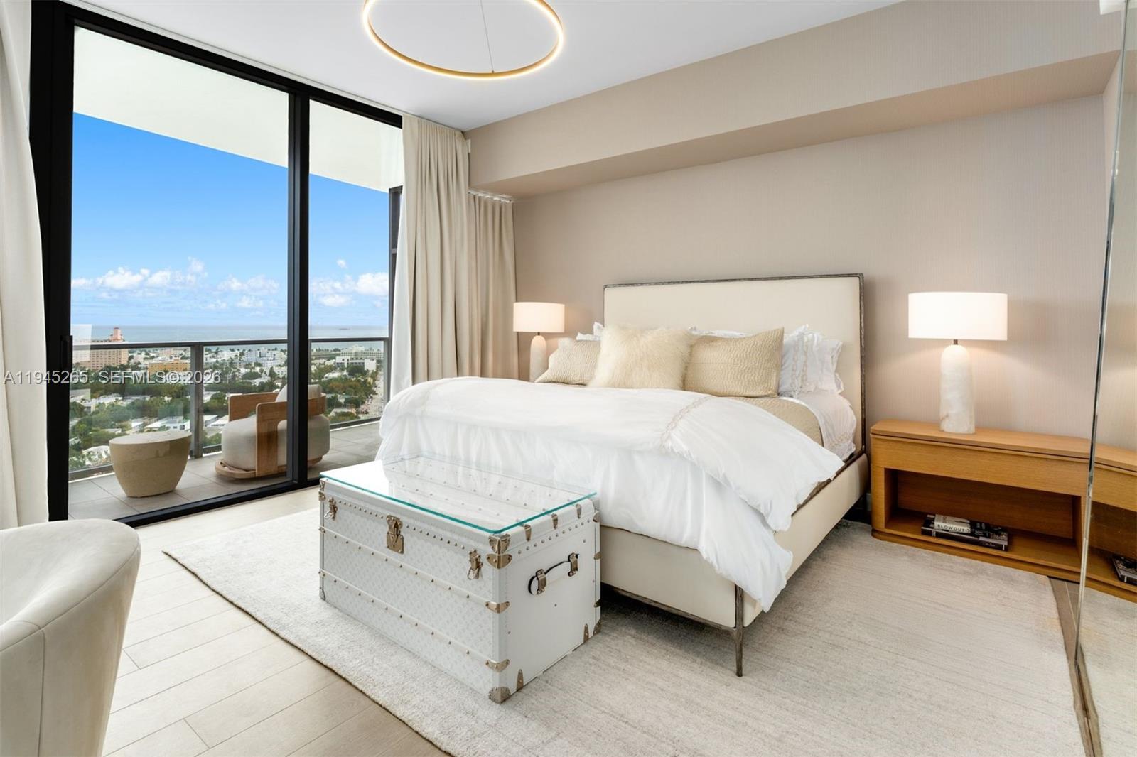 FIVE PARK - Residential