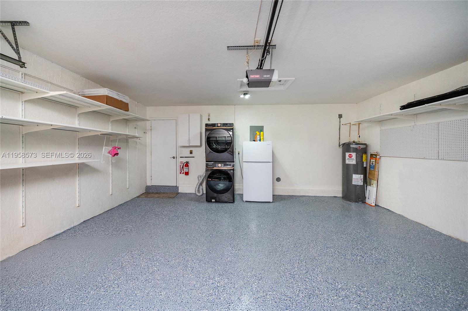 PEMBROKE SPRINGS PLAT - Residential Lease