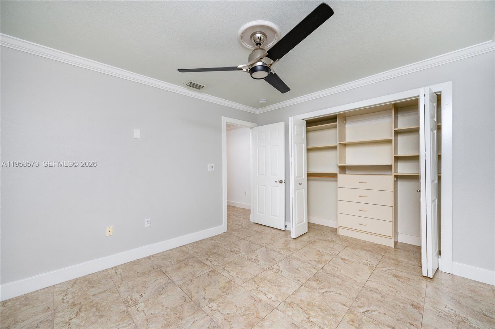 PEMBROKE SPRINGS PLAT - Residential Lease