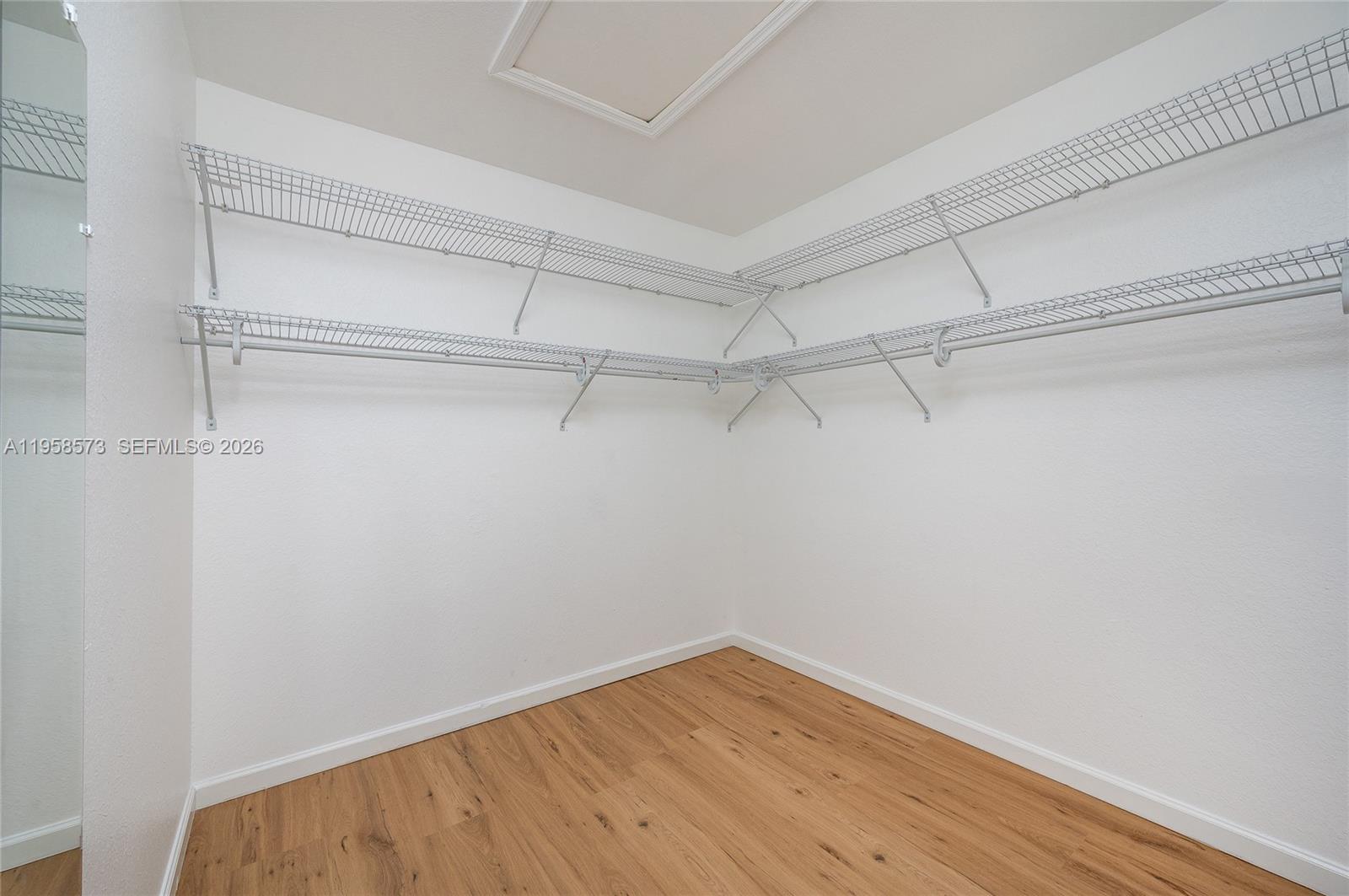 PEMBROKE SPRINGS PLAT - Residential Lease