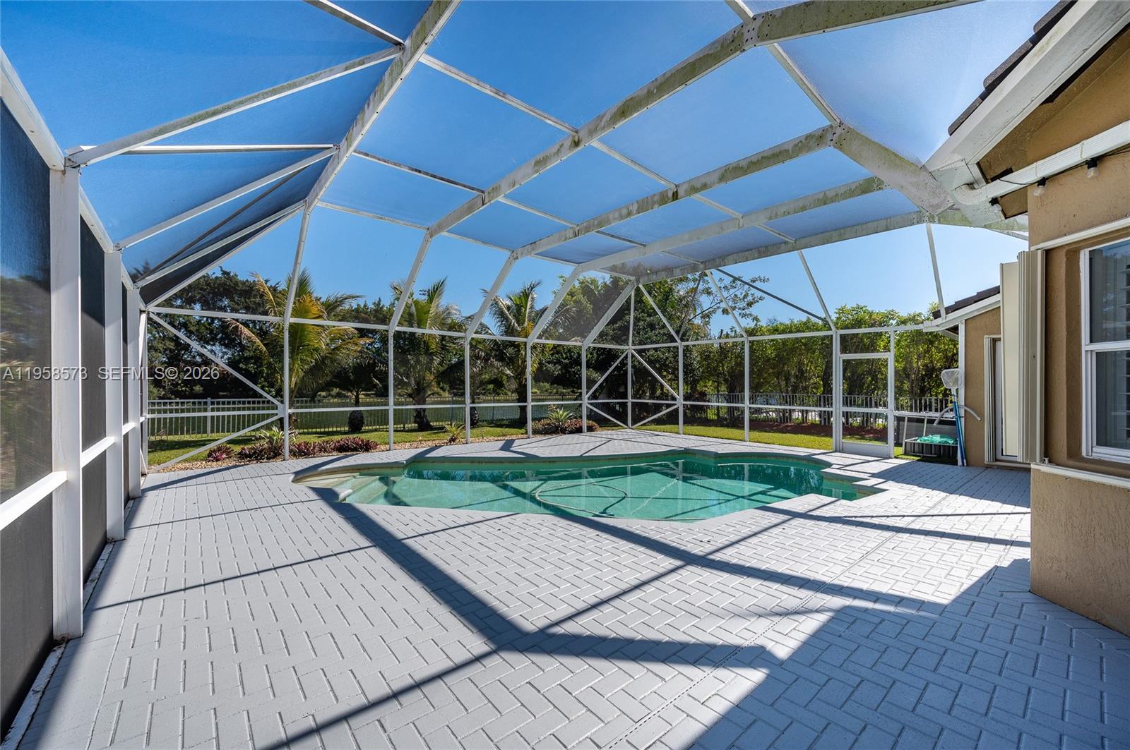 PEMBROKE SPRINGS PLAT - Residential Lease