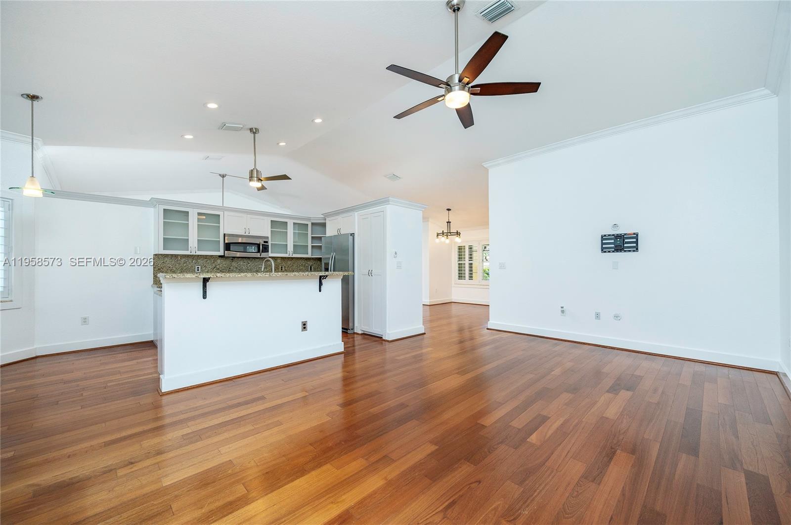 PEMBROKE SPRINGS PLAT - Residential Lease