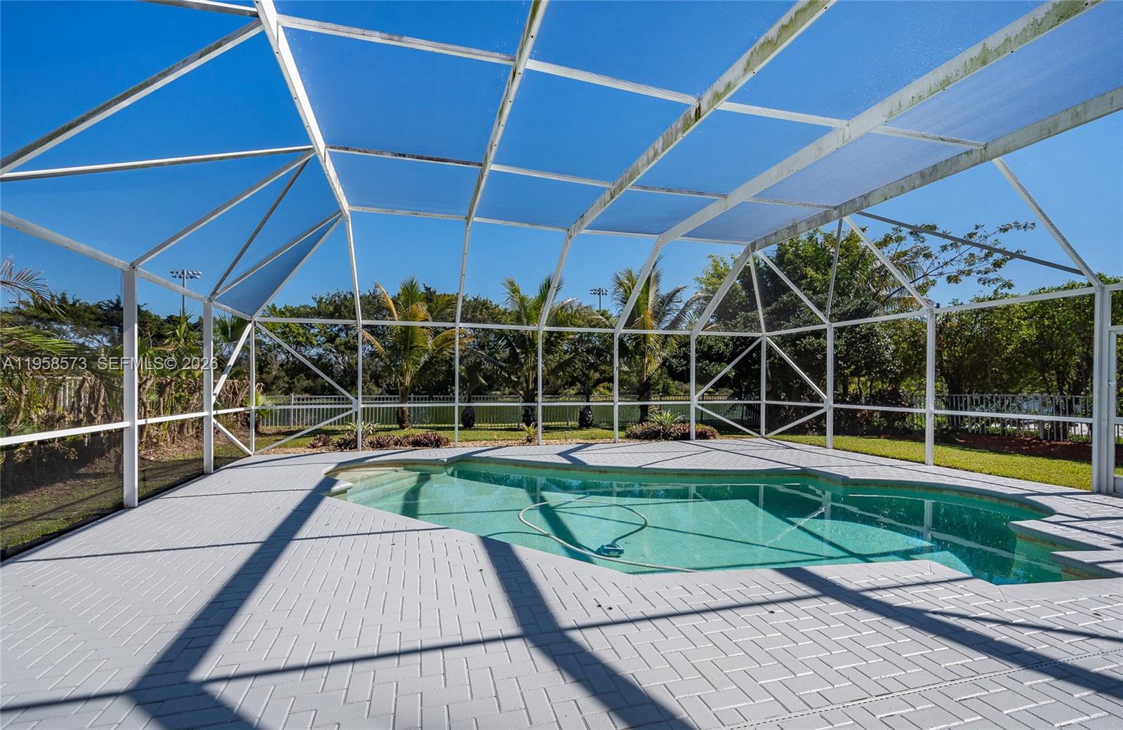 PEMBROKE SPRINGS PLAT - Residential Lease