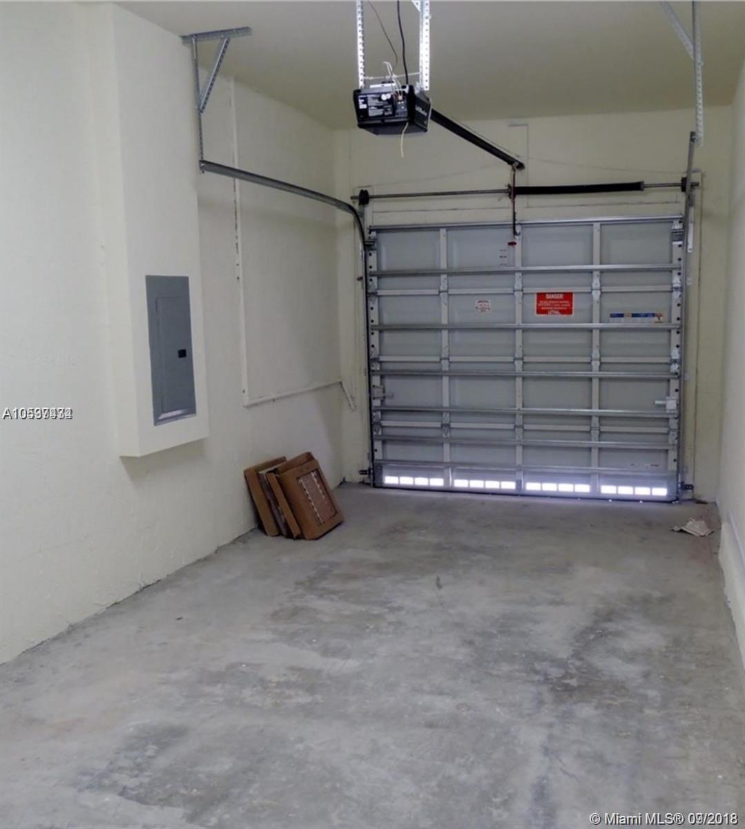 BAYWINDS OF GALAPAGOS FIR - Residential Lease