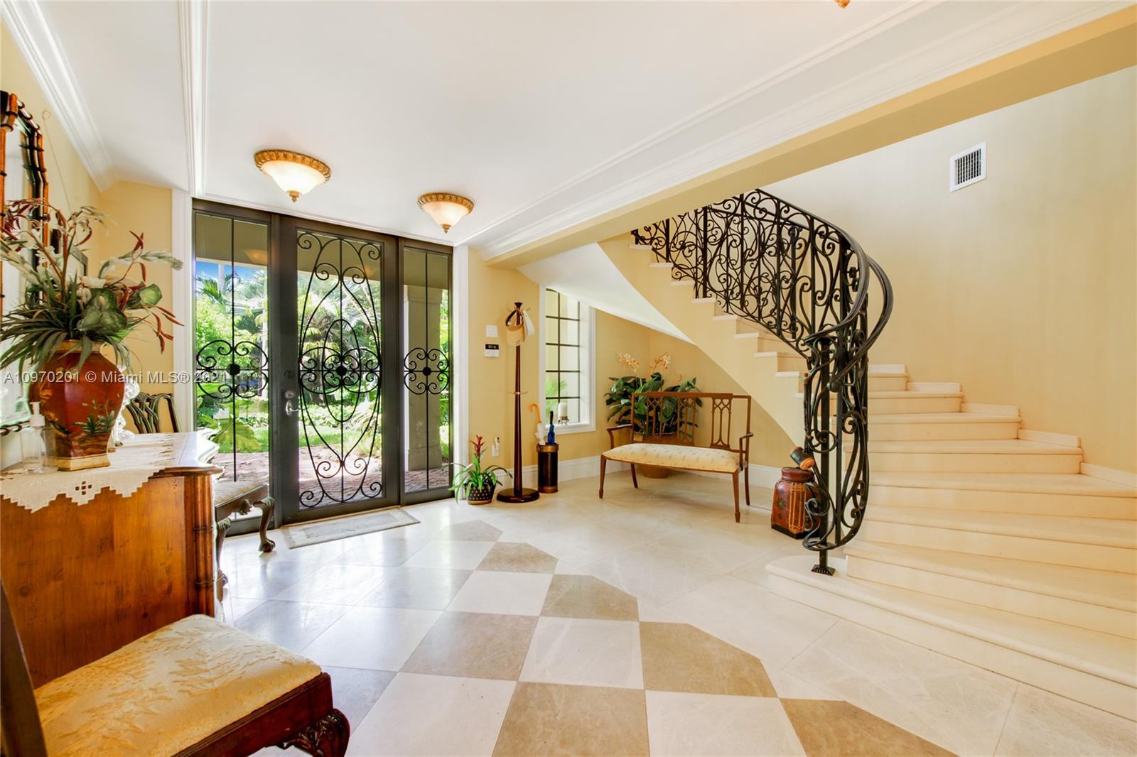 FOUR WAY LODGE ESTS 2ND A - Residential