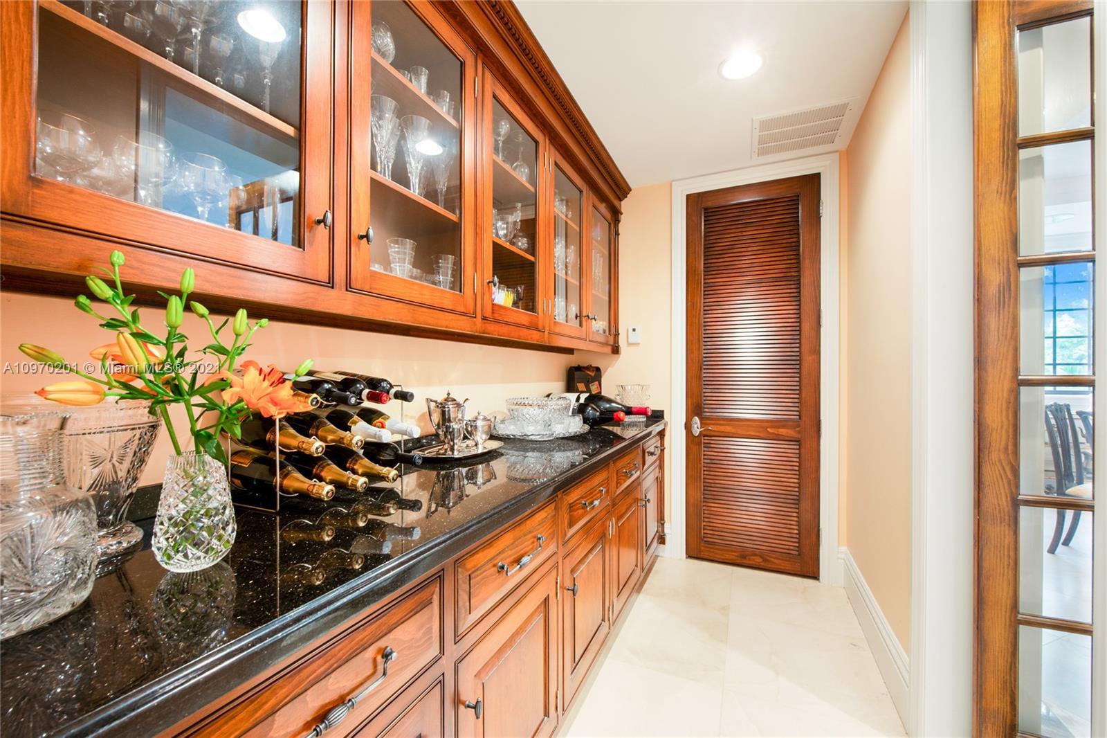 FOUR WAY LODGE ESTS 2ND A - Residential