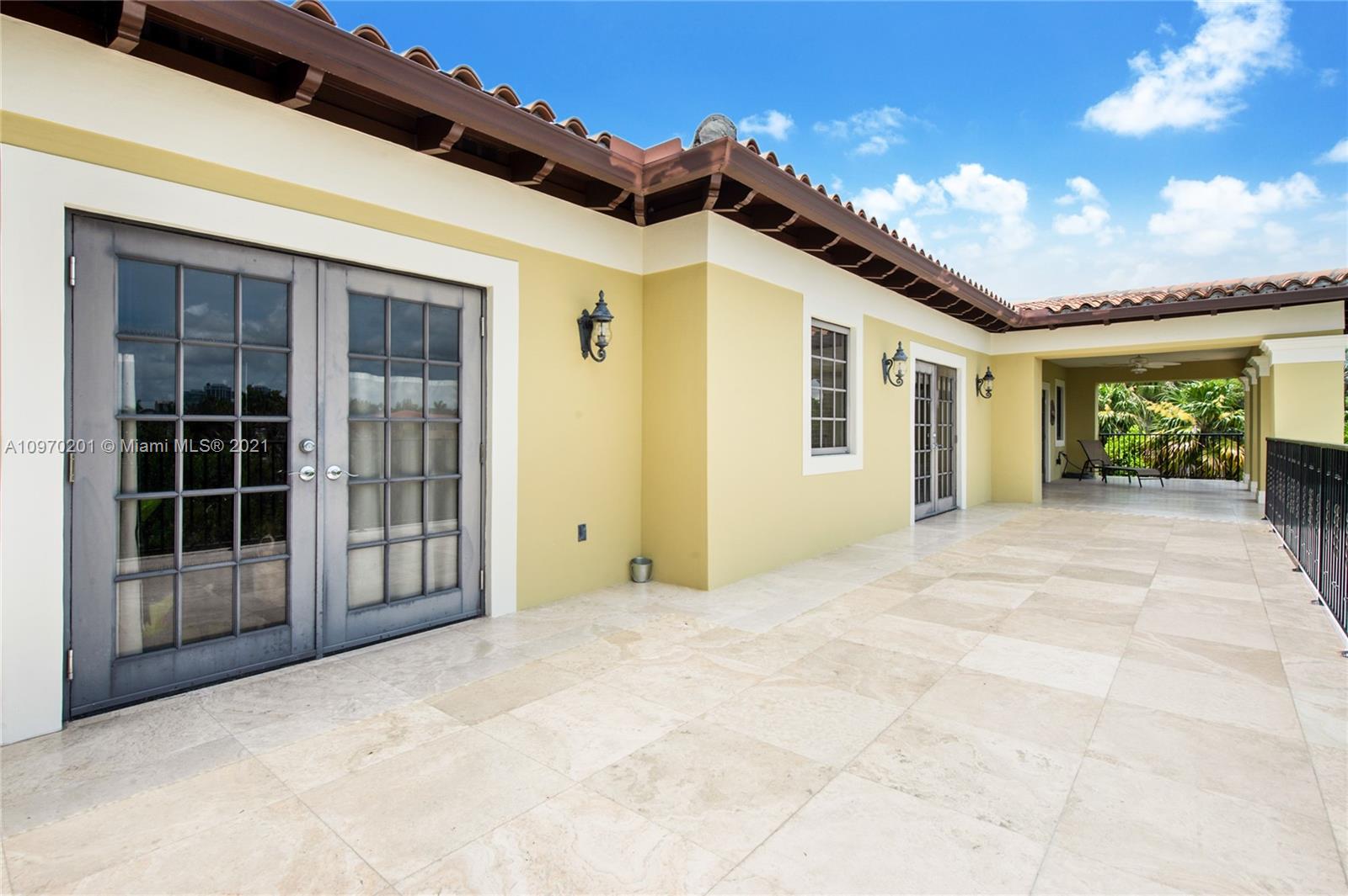 FOUR WAY LODGE ESTS 2ND A - Residential