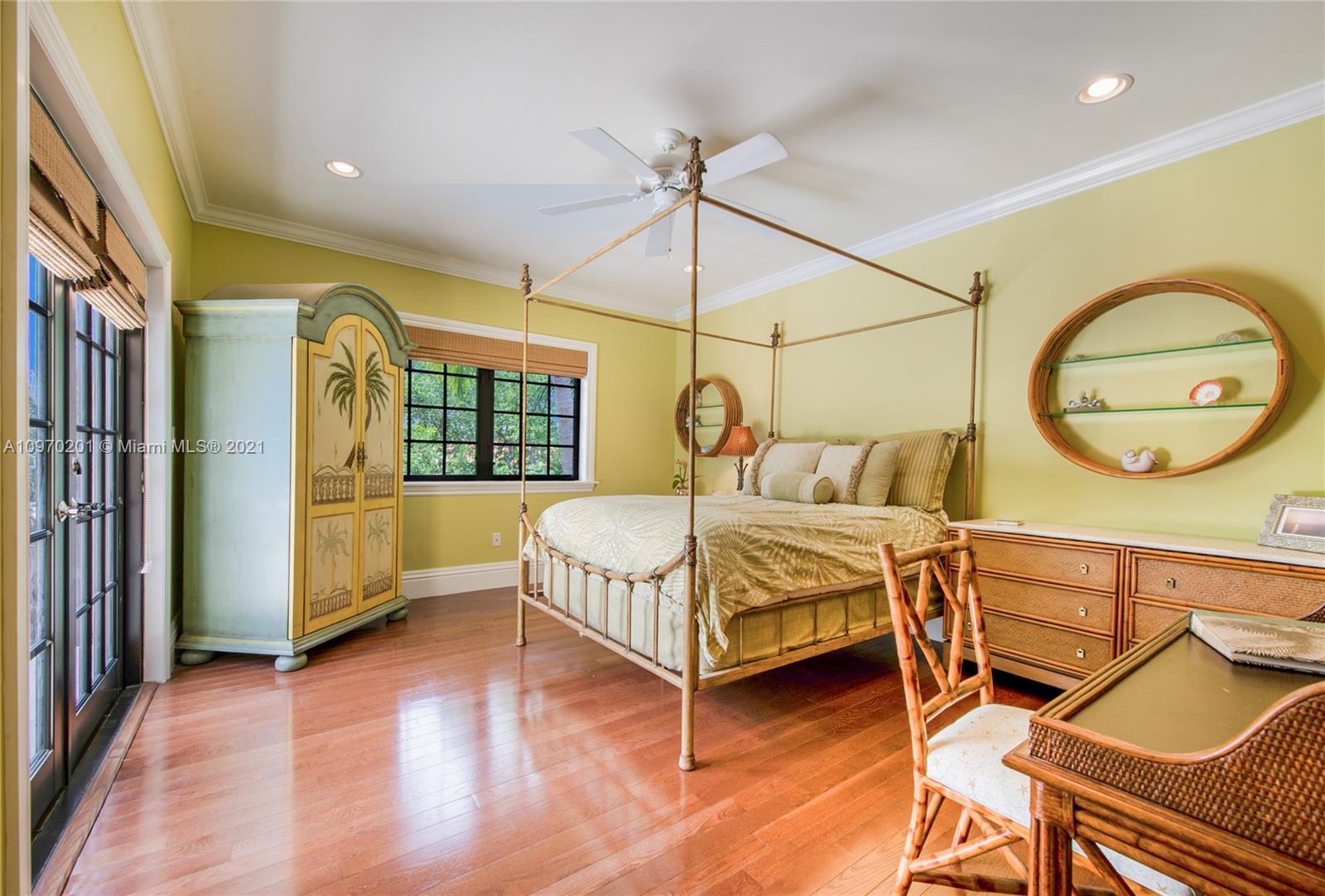 FOUR WAY LODGE ESTS 2ND A - Residential