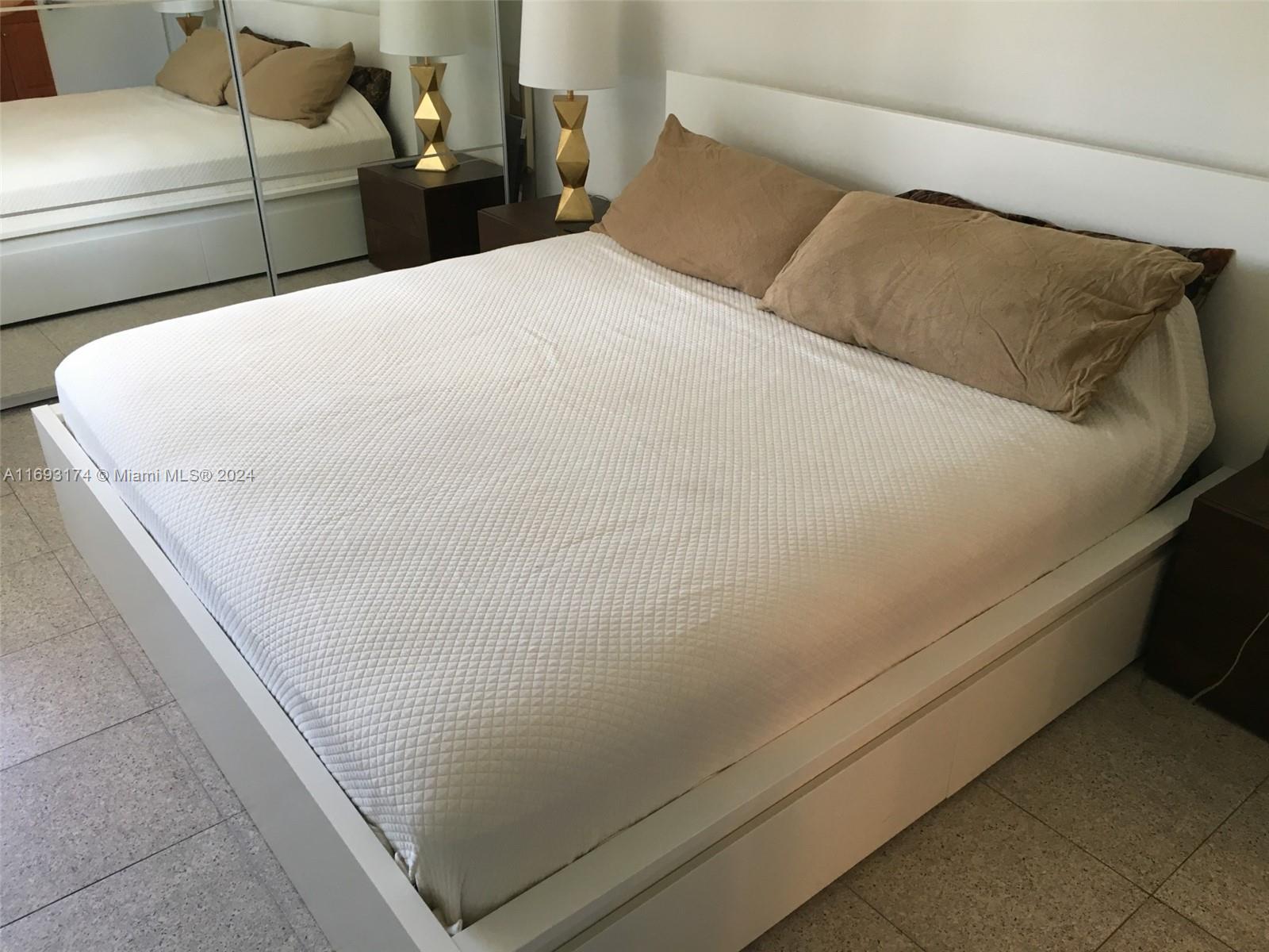 THE NEVILLE CONDO - Residential