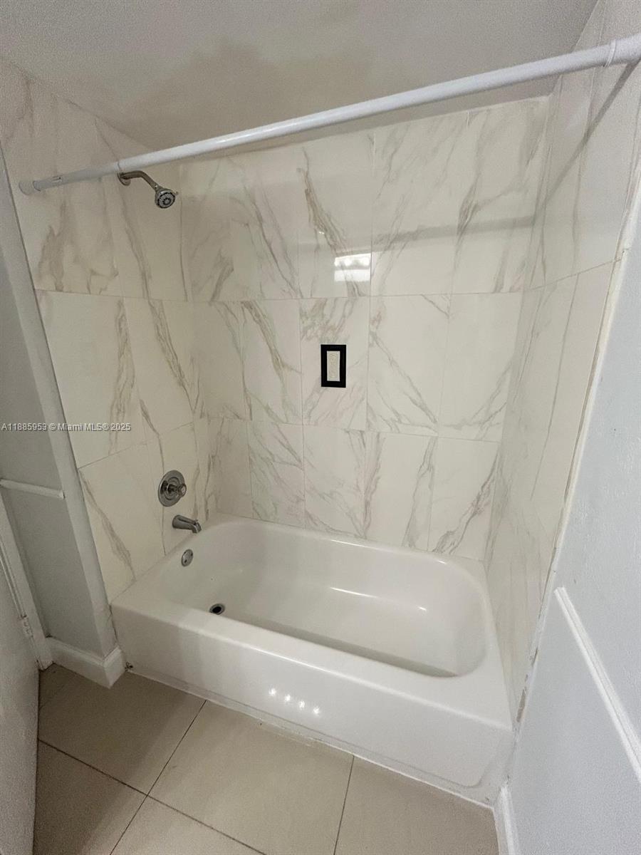 CRESCENT COVE CONDO - Residential