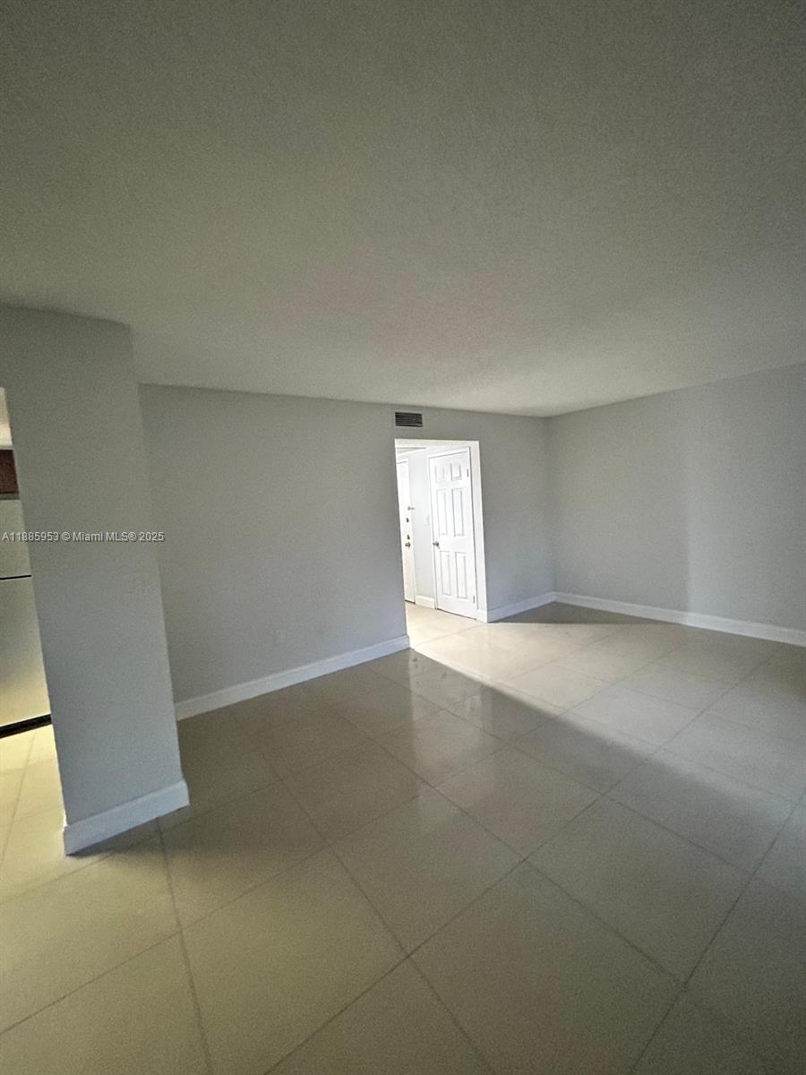 CRESCENT COVE CONDO - Residential