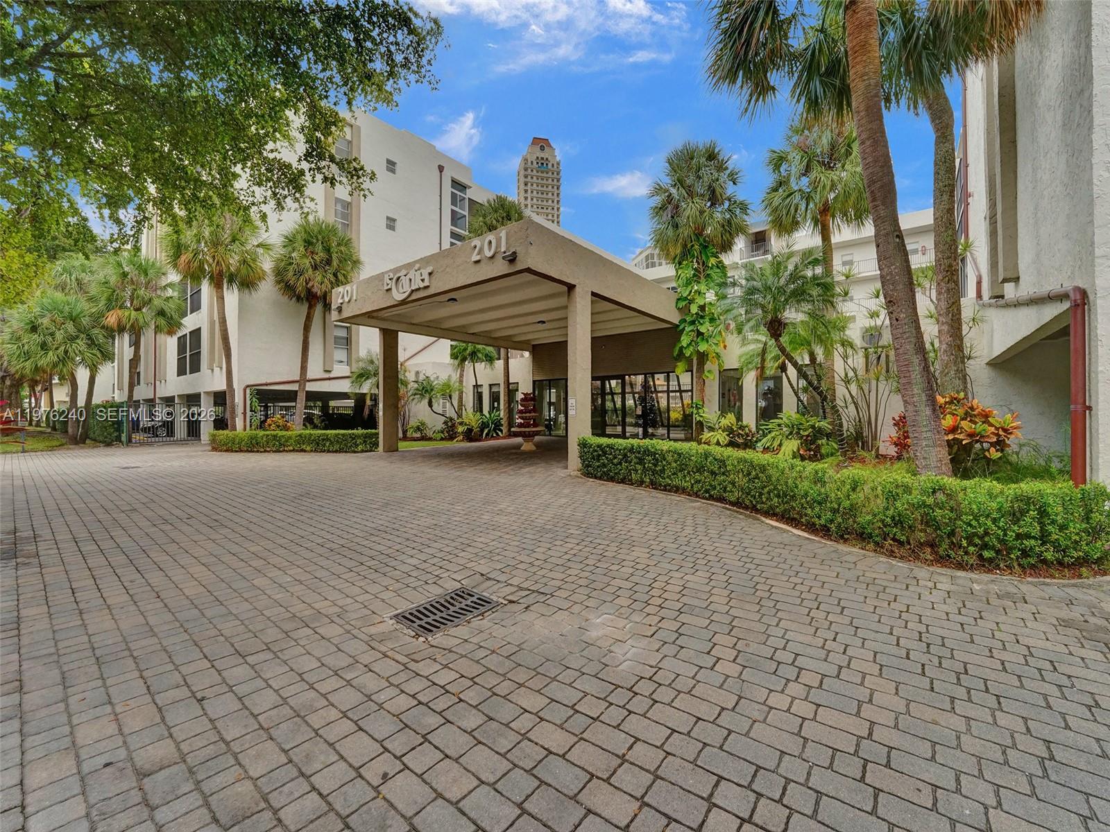 LE CARTIER CONDO - Residential Lease