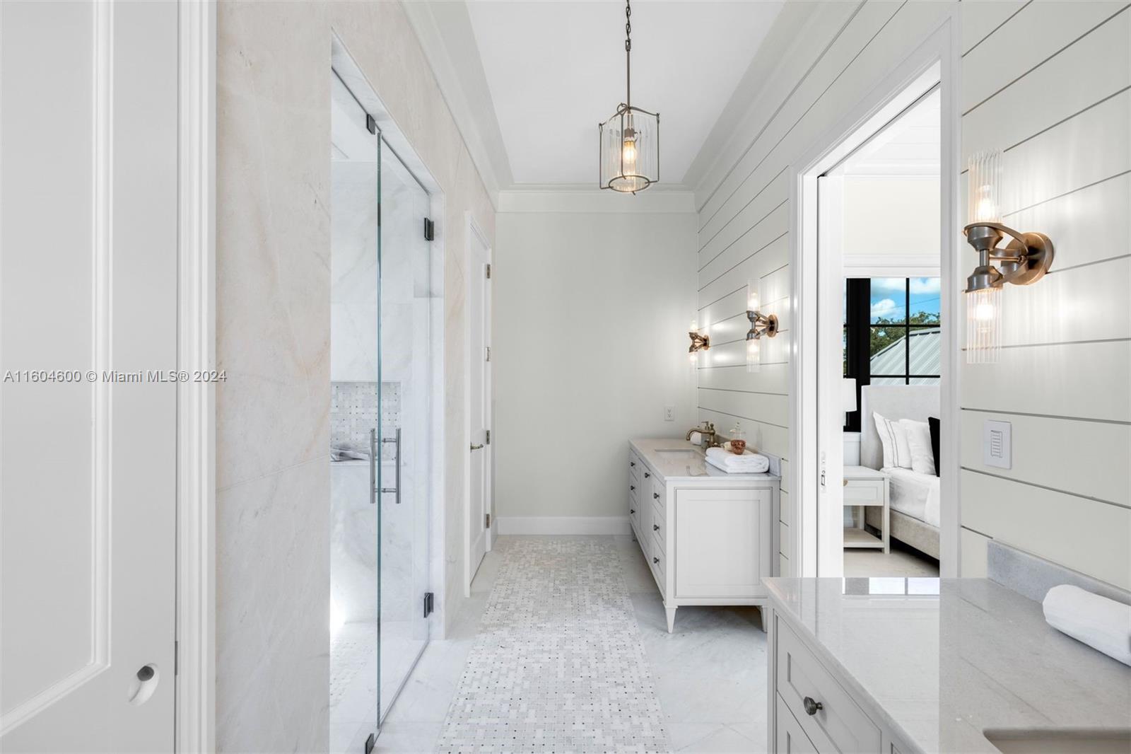 SUNRISE ESTS - Residential