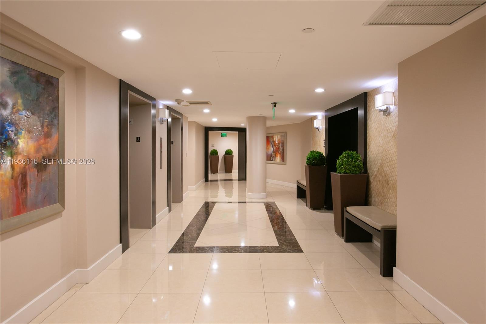 1000 ISL BLVD WILLIAMS IS - Residential