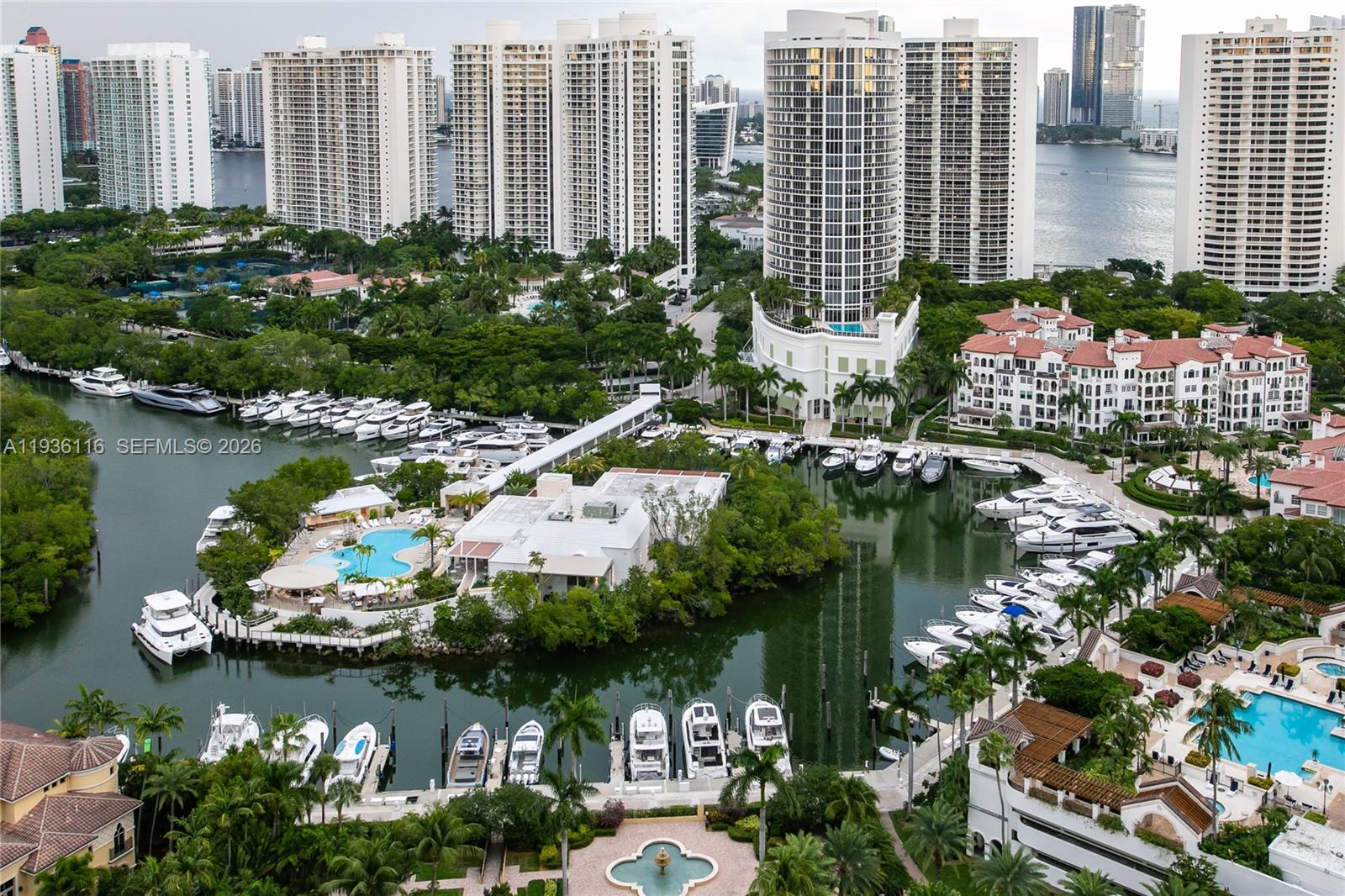 1000 ISL BLVD WILLIAMS IS - Residential