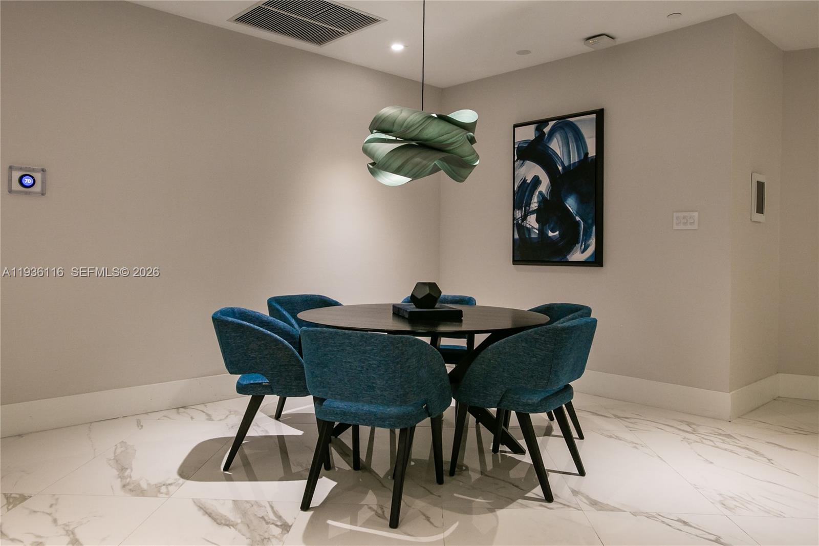 1000 ISL BLVD WILLIAMS IS - Residential