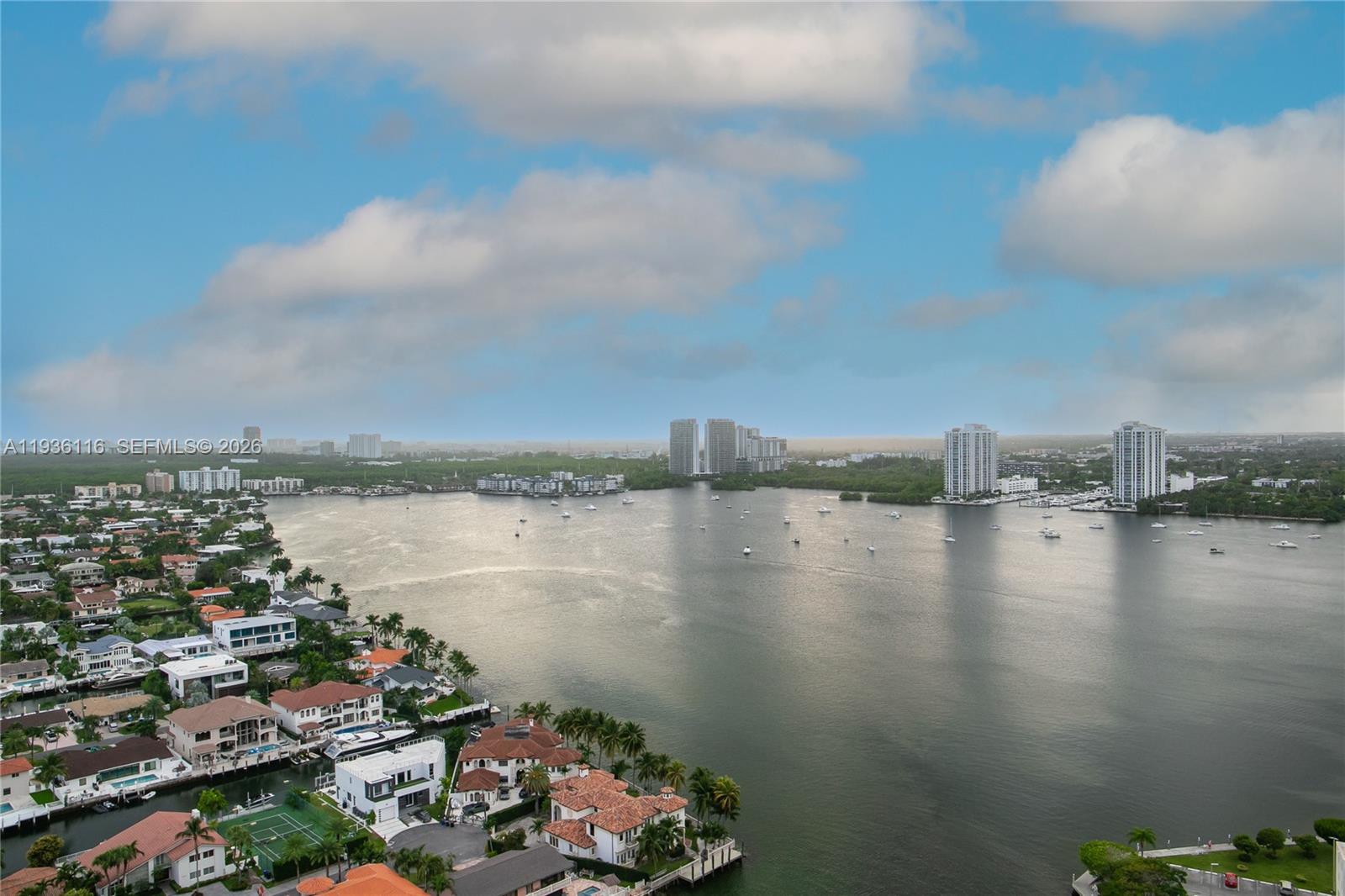 1000 ISL BLVD WILLIAMS IS - Residential