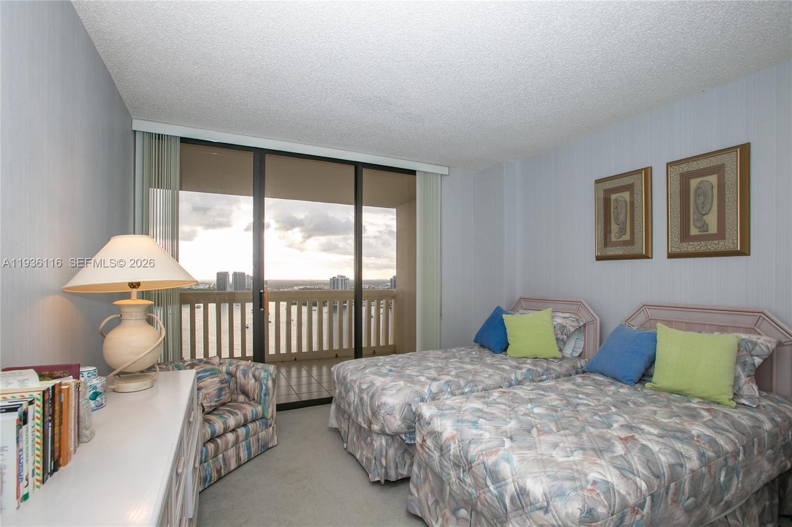 1000 ISL BLVD WILLIAMS IS - Residential