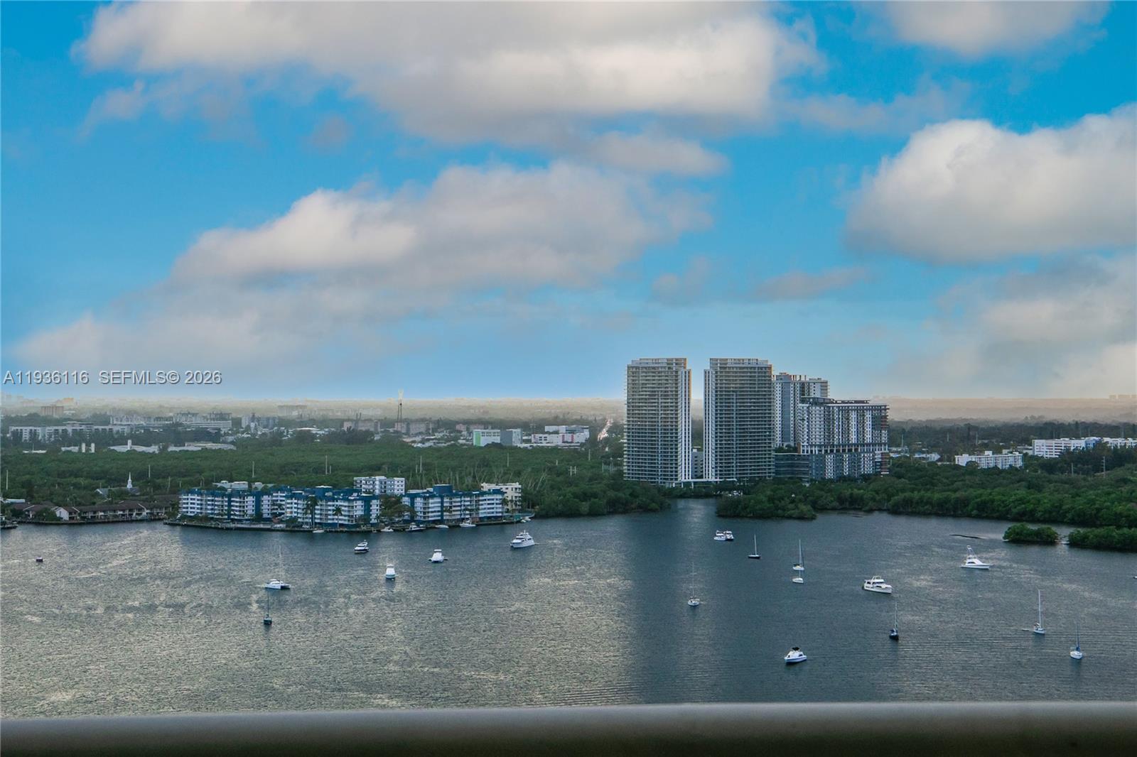 1000 ISL BLVD WILLIAMS IS - Residential