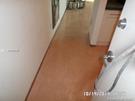 ILONA CONDO - Residential