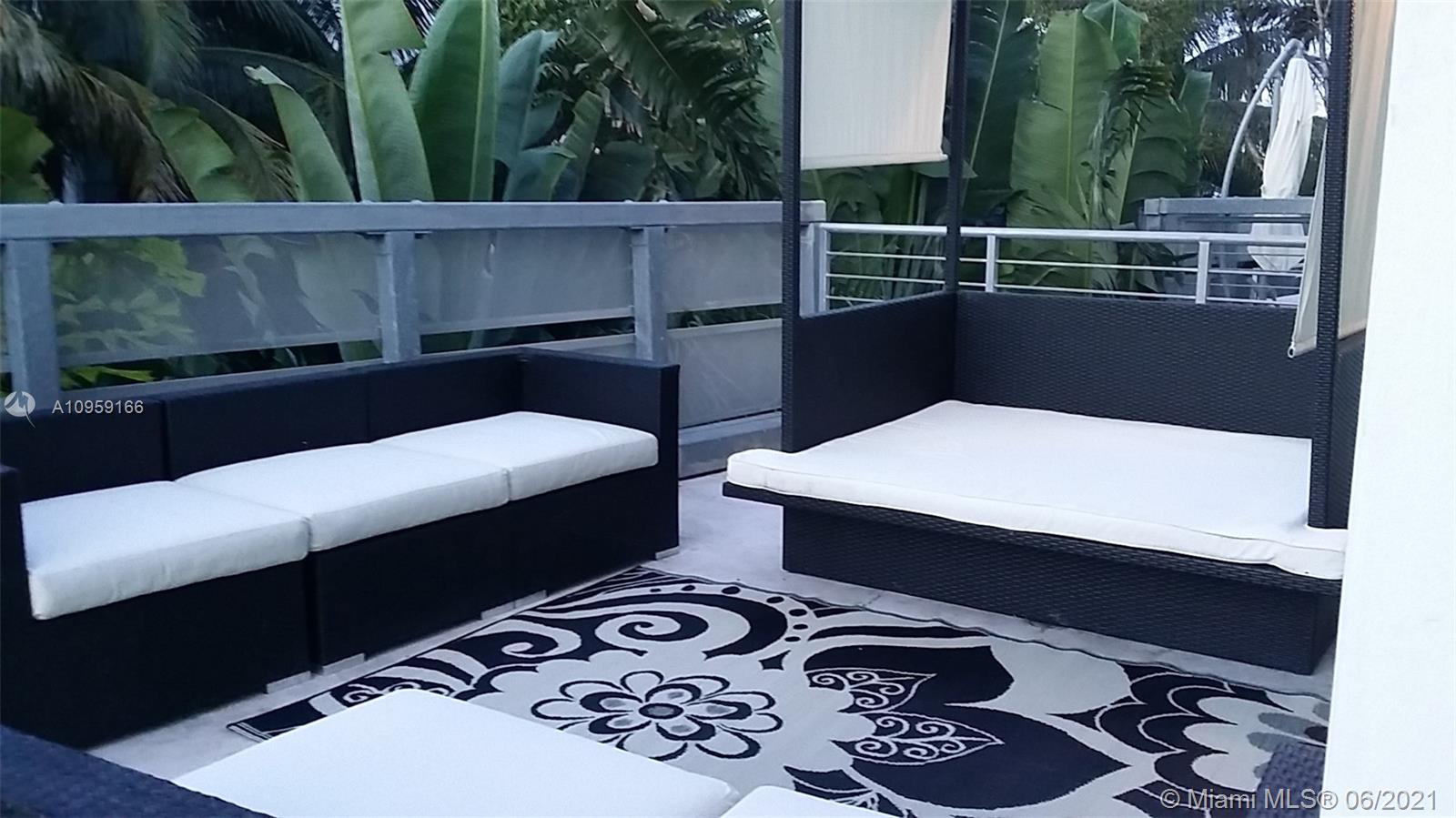 ILONA CONDO - Residential