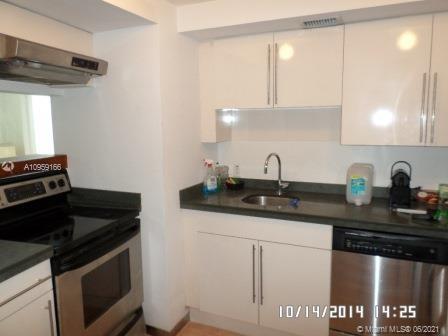 ILONA CONDO - Residential