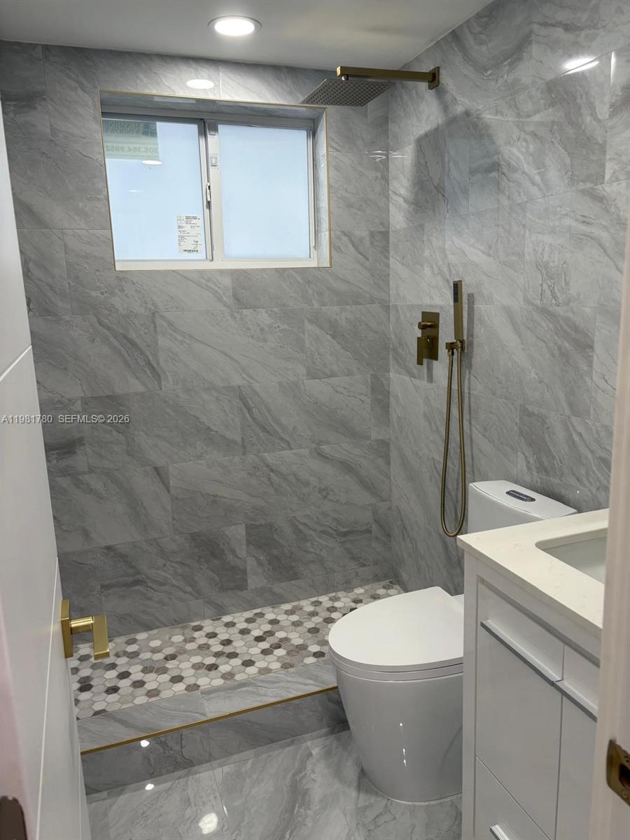 ATLANTIC HEIGHTS - Residential Lease