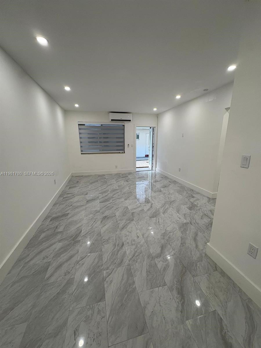 ATLANTIC HEIGHTS - Residential Lease