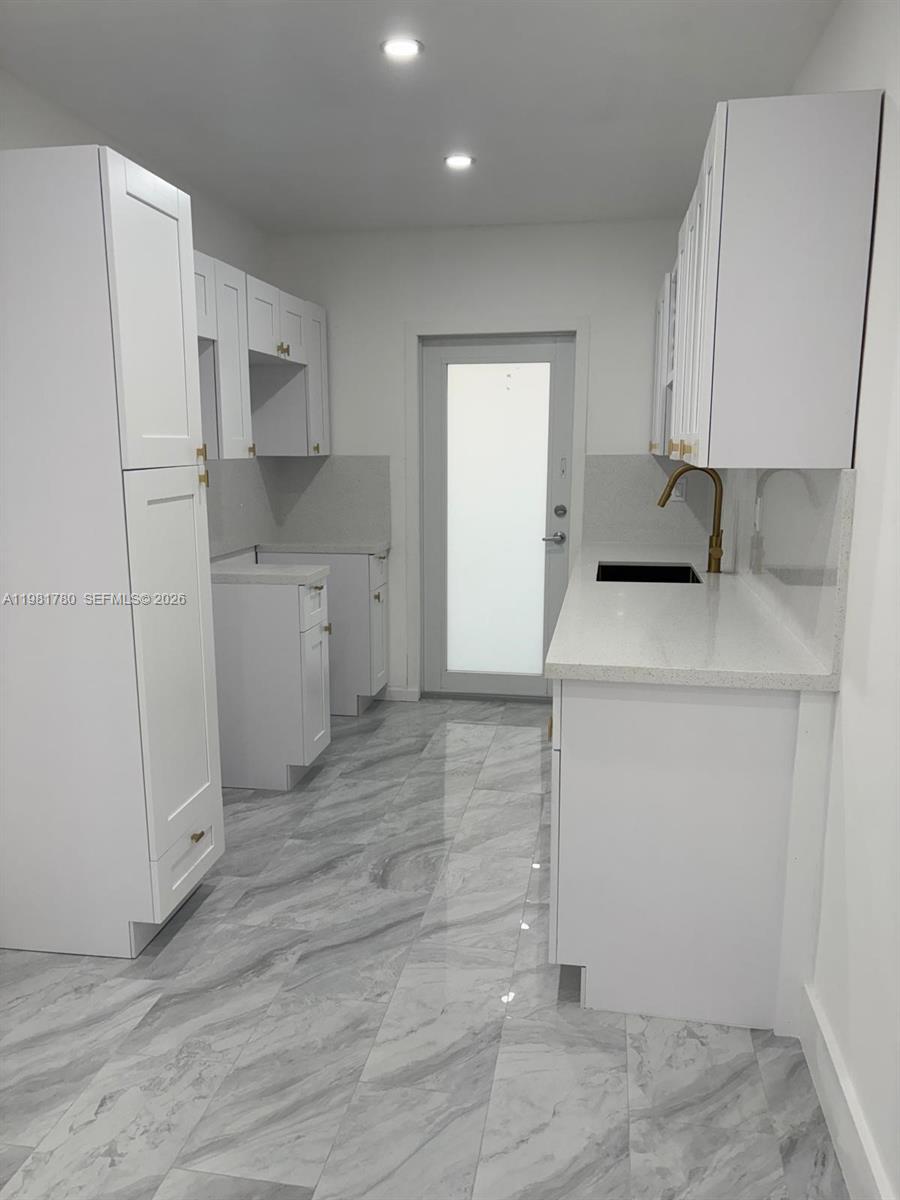 ATLANTIC HEIGHTS - Residential Lease