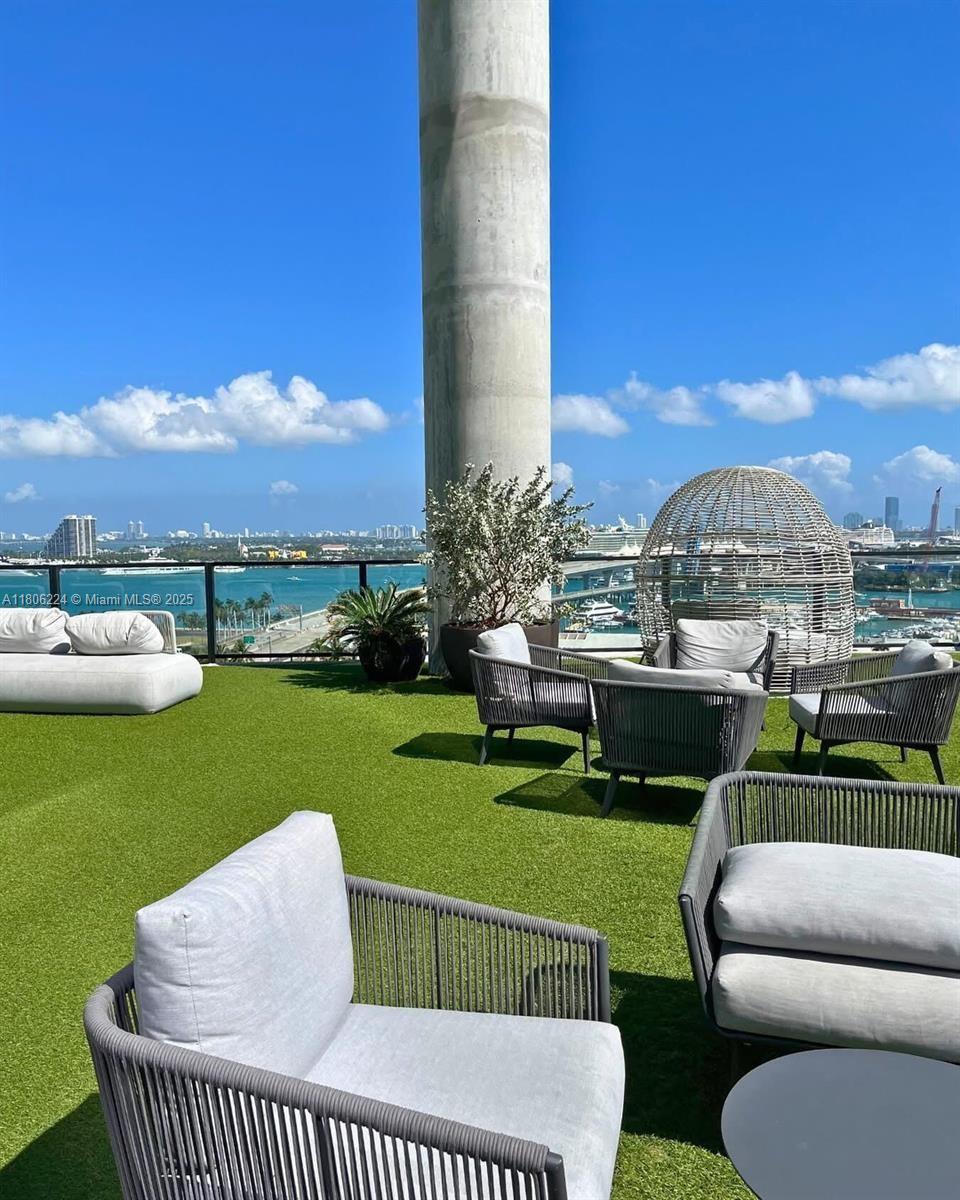 MAP OF MIAMI DADE CO. FL. - Residential