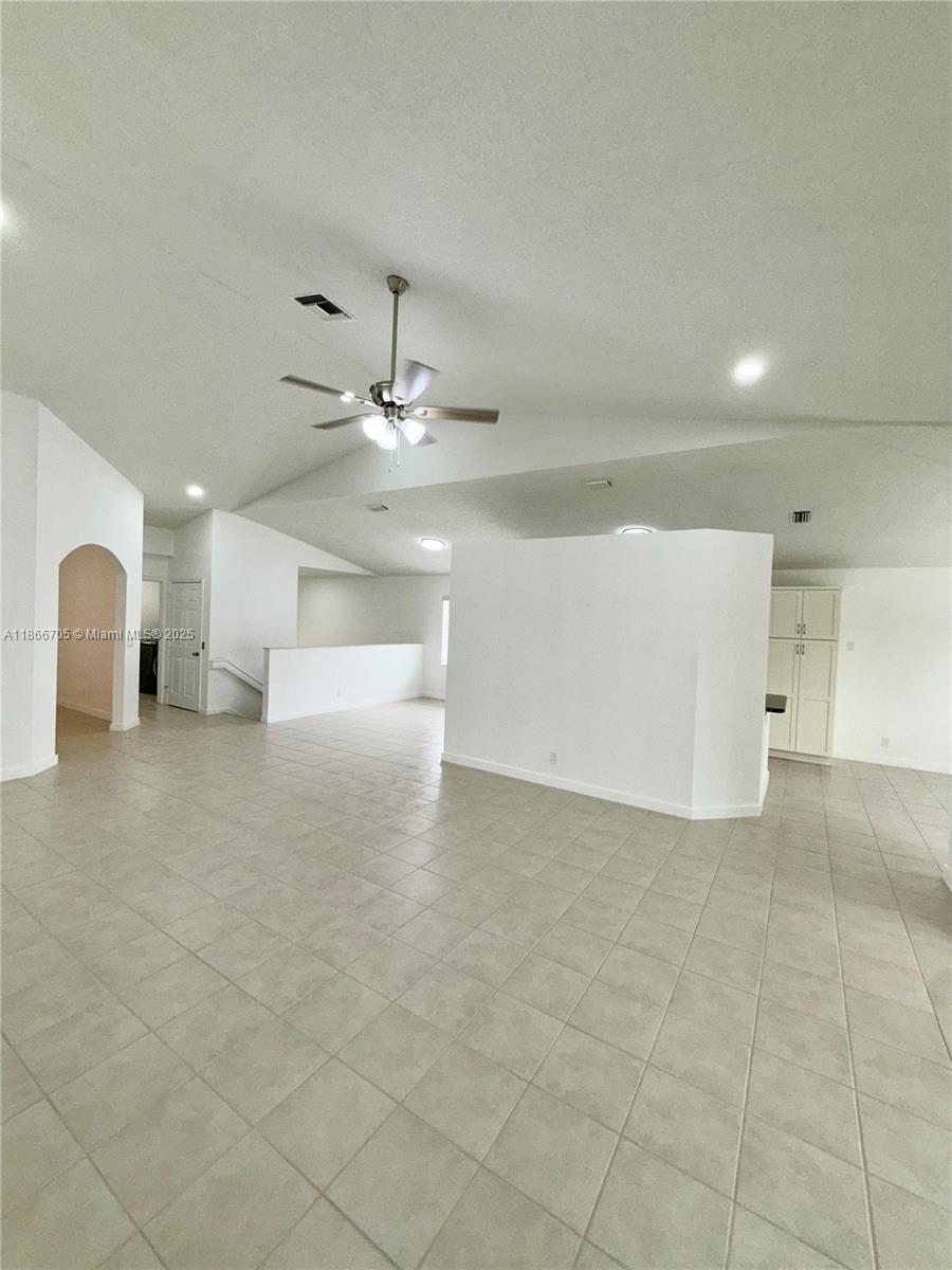 7887 Laina Ln 3
