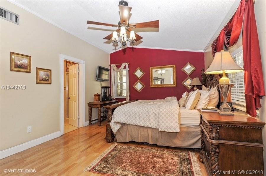 WEITZER SHAUNA MEADOWS SE - Residential