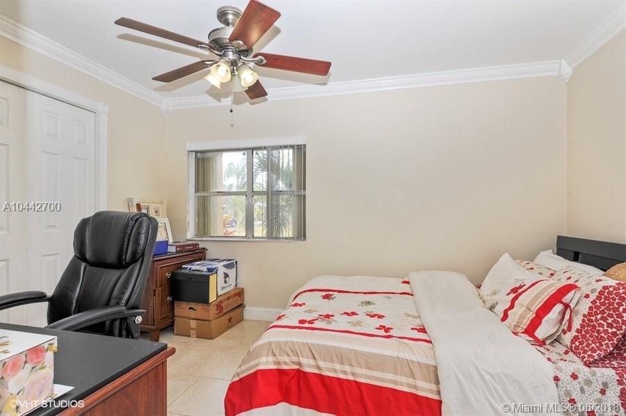 WEITZER SHAUNA MEADOWS SE - Residential