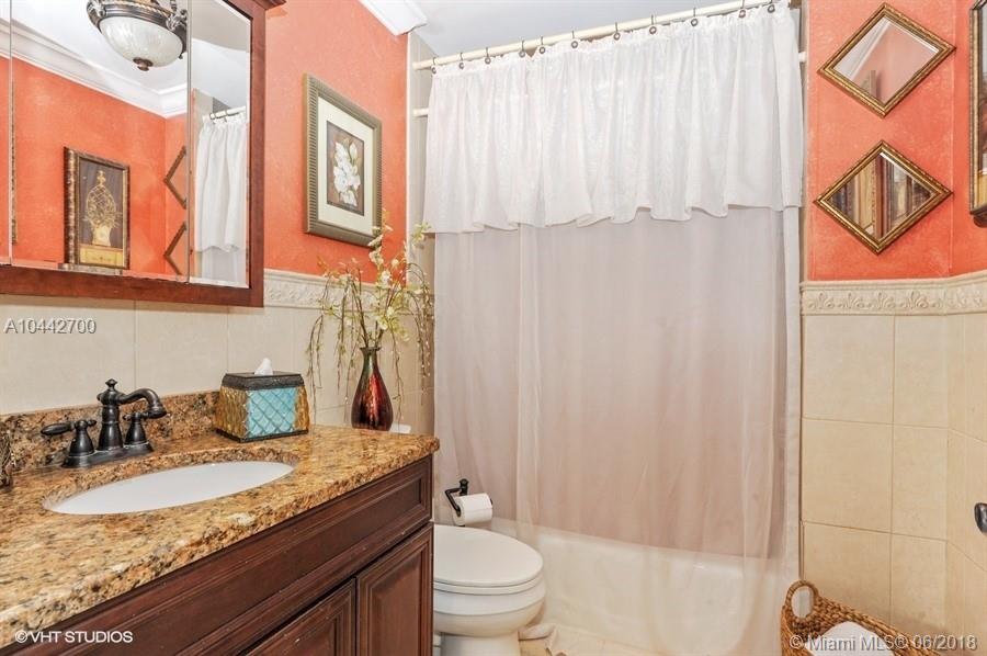 WEITZER SHAUNA MEADOWS SE - Residential