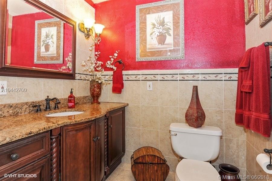 WEITZER SHAUNA MEADOWS SE - Residential