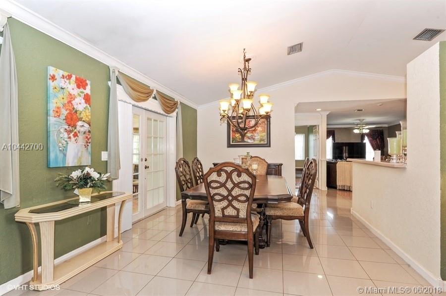 WEITZER SHAUNA MEADOWS SE - Residential