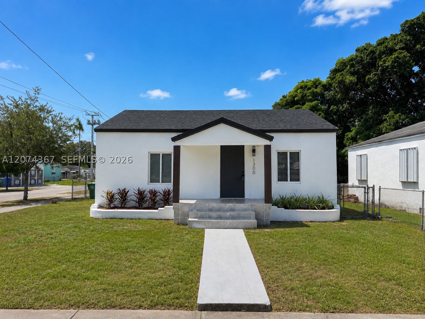 1300 NW 42nd St