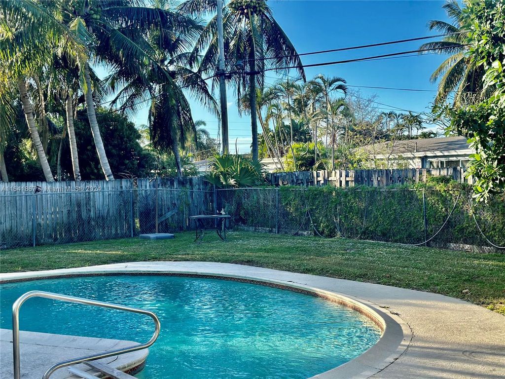 Photo of 299 NE 28th St, Boca Raton, FL 33431 (MLS # A11641867)