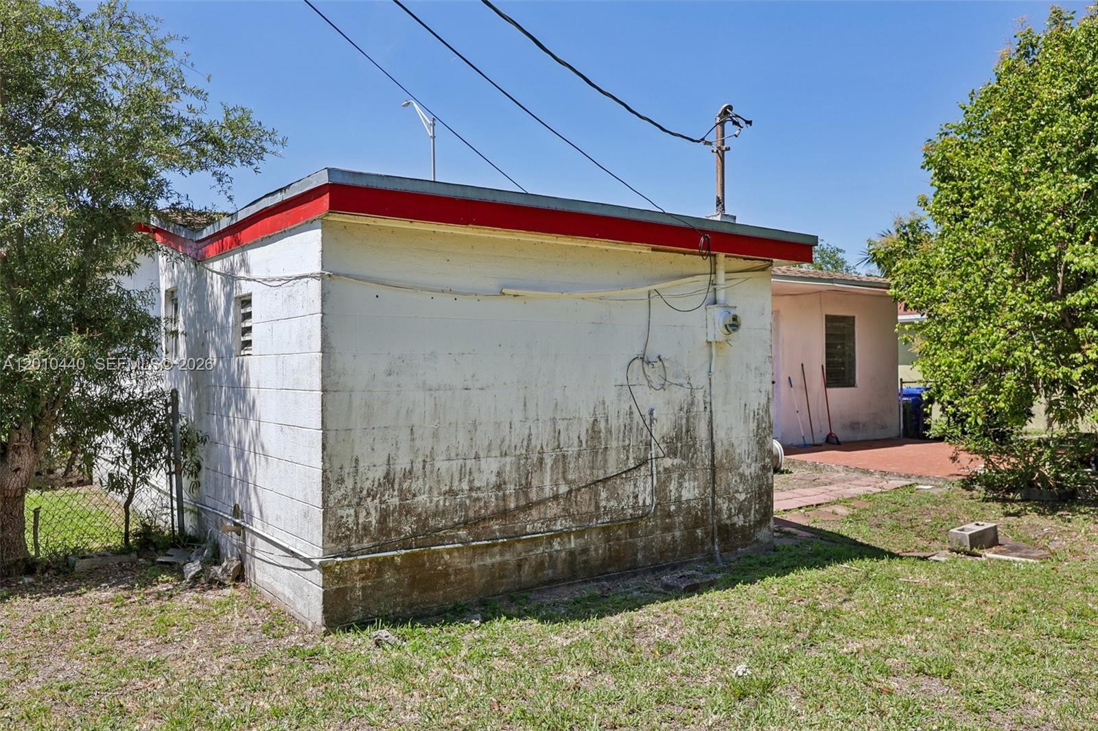 CARL BYOIR - Residential