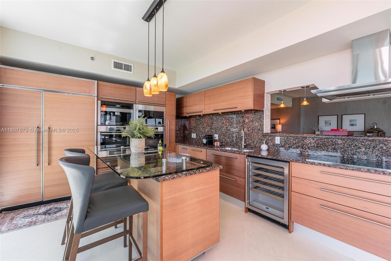 LAS OLAS BEACH CLUB CONDO - Residential