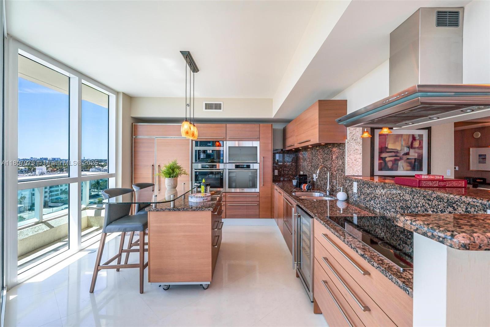 LAS OLAS BEACH CLUB CONDO - Residential