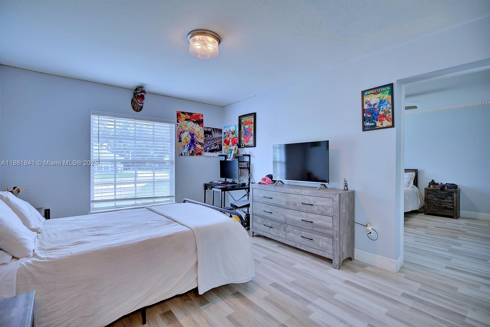 PRAIRIE OAKS - Residential