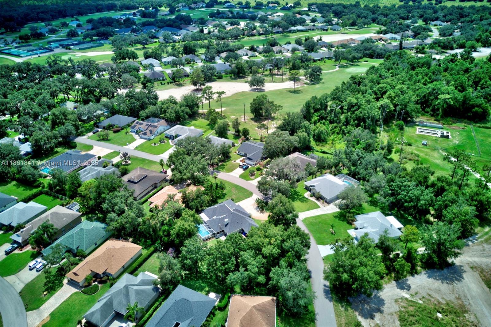 PRAIRIE OAKS - Residential